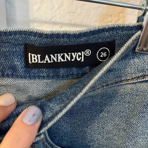 BlankNYC Blue High Rise Cuffed Denim Shorts Size 26 - Picture 2 of 8